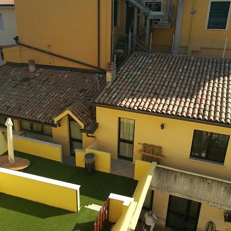 Casa Laila&Lisa Apartamento Bardolino Exterior foto