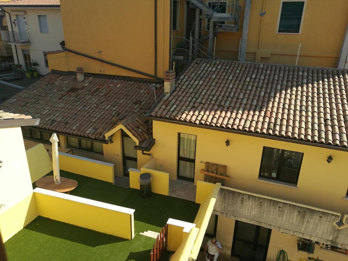 Casa Laila&Lisa Apartamento Bardolino Exterior foto